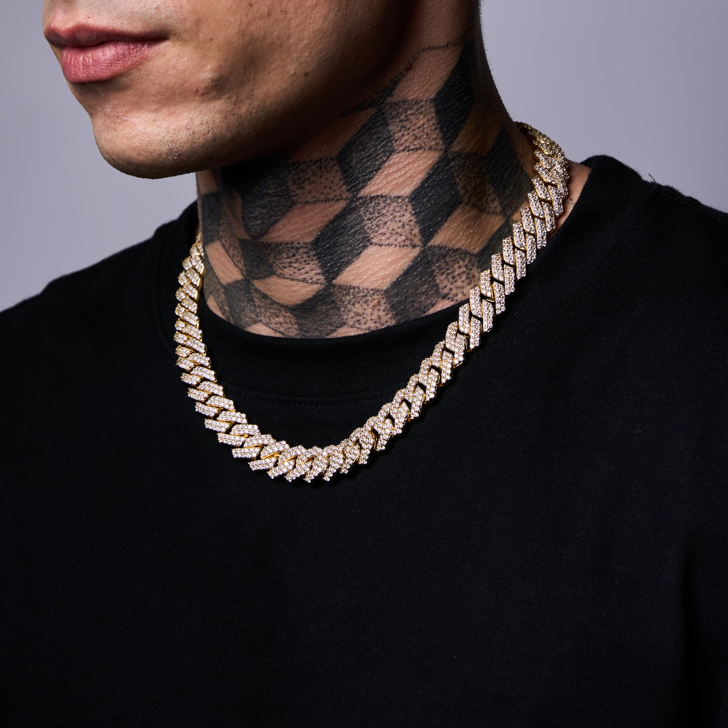 Freezy Cuban Chain in Yellow Gold - 14mm