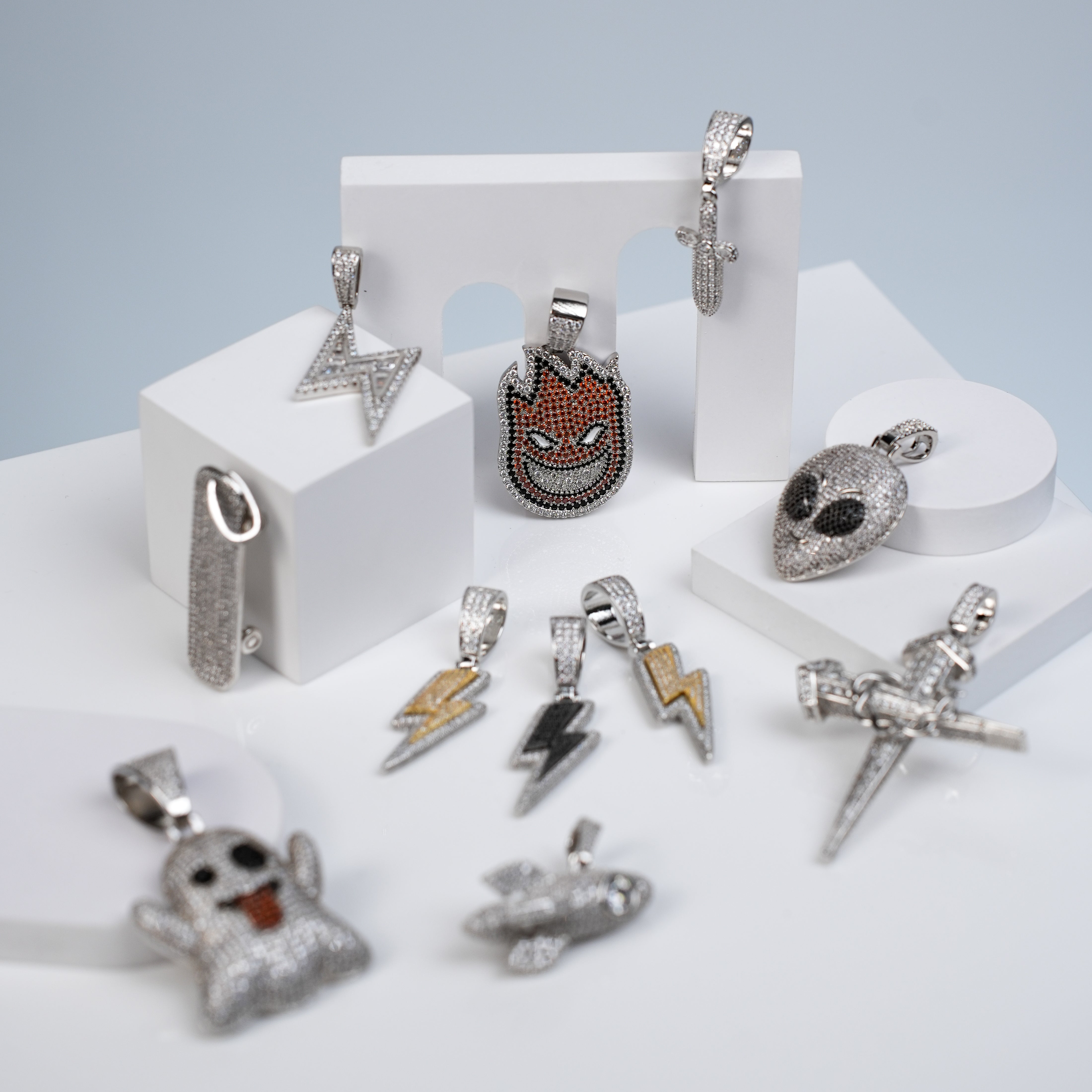 Buy Latest Pendants for Men & Women Online 30+ Pendant designs Drip