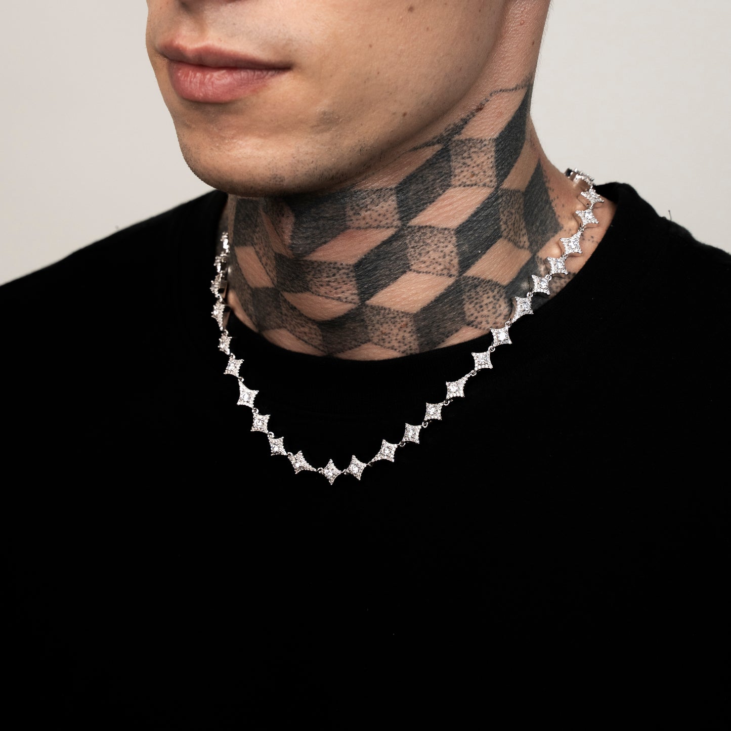 Drip Star Link Chain In White Gold